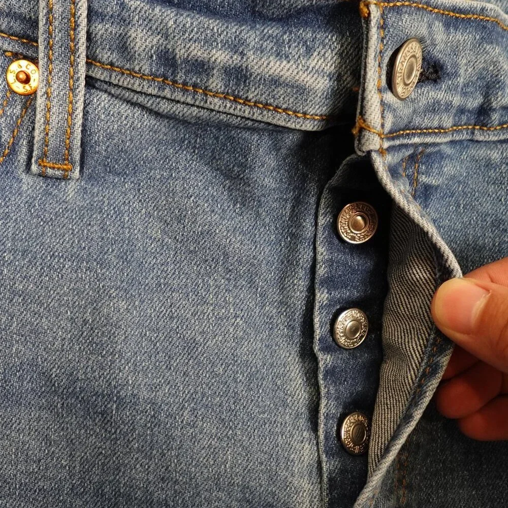 Levi's jeans wedgie straight women's 32 light wash blue red tab‎